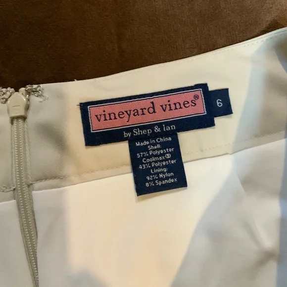 Vineyard Vines Tan 6 Skort Golf Pickleball Active Travel Sporty Resort Coastal - Picture 3 of 8